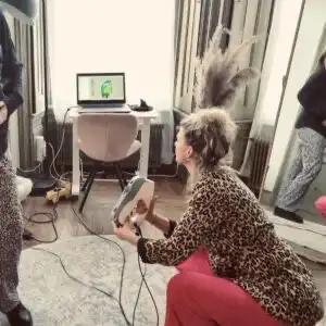 Marije uit Arnhem aan het werk groot