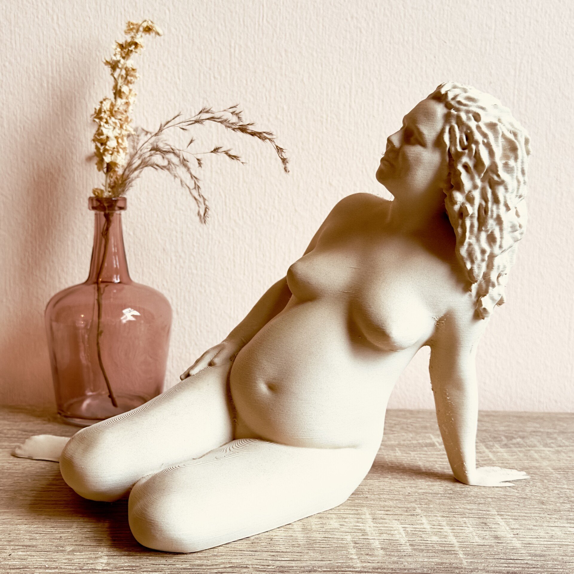 Bellyprint zittend met hoofd